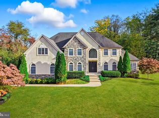 950 Bortons Landing Rd, Moorestown, NJ 08057