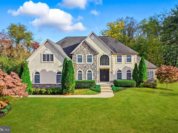 950 Bortons Landing Rd, Moorestown, NJ 08057