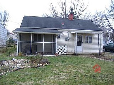 2nd image of 306 Sunset Dr
