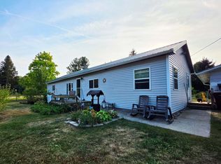 14 S 5th St, Morley, MI 49336