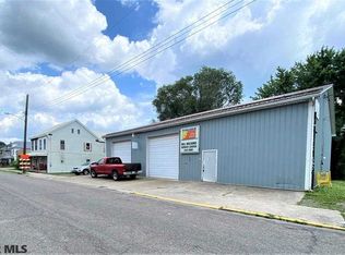 164 W 4th St, Lewistown, PA 17044