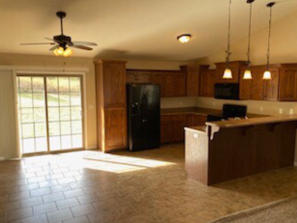 1st image of 4043 Newcastle Ct