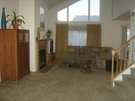 Spacious Living Room