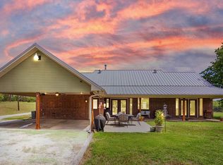 360 Slip Down Rd, Poolville, TX 76487