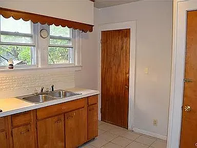 234 Paul Ave #1 — Photo 5