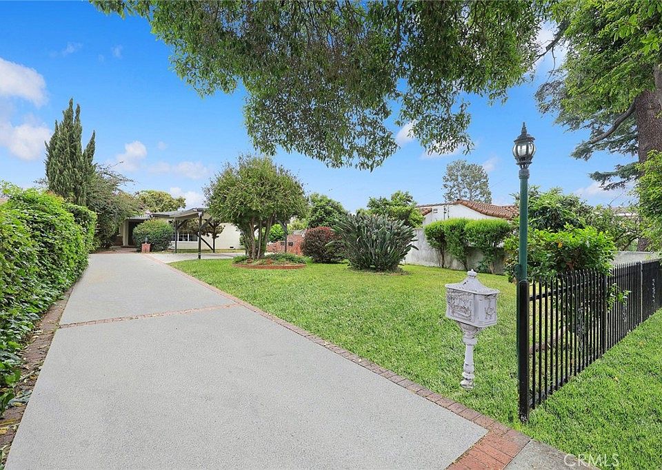 1st image of 4846 Agnes Ave