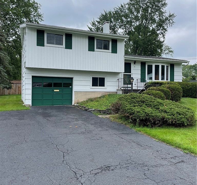 1st image of 14 Huckleberry Ln