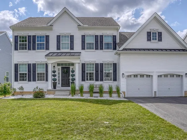 122 Bunchberry Ct, Dover, DE 19904