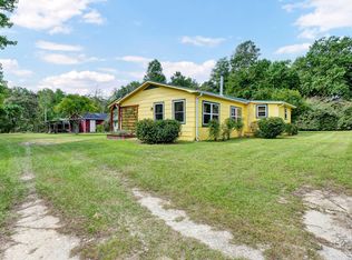 1126 Old Folkstone Rd, Sneads Ferry, NC 28460