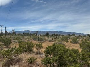 11371 Roswell Rd, Phelan, CA 92371