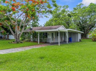 322 New York Dr, Fort Myers, FL 33905