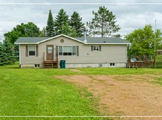 W19036 2nd St, Aniwa, WI 54408