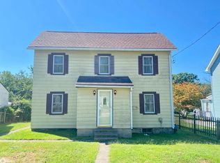 3627 Iowa Rd, Keokuk, IA 52632