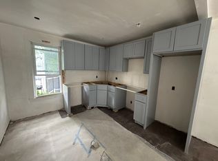 10 Hunting St APT 2, Cambridge, MA 02141