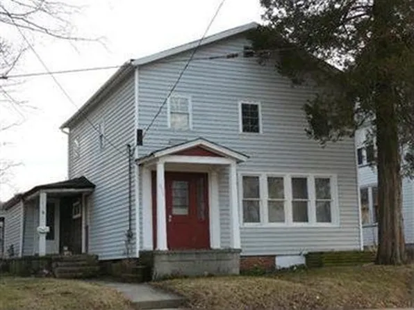 471 Liberty St, Conneaut, OH 44030