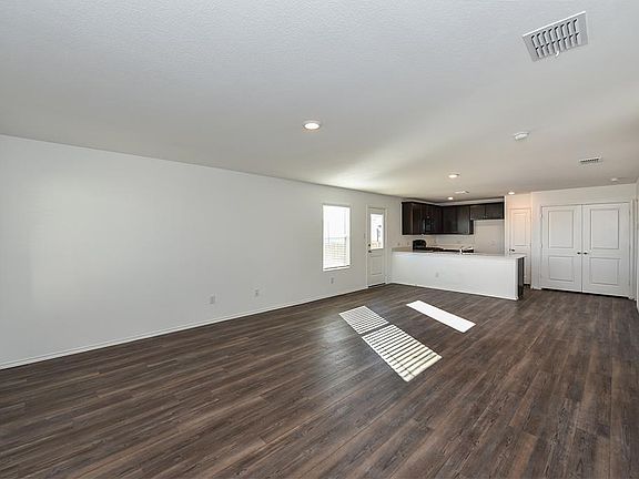 5th image of 7309 Woodpecker Dr