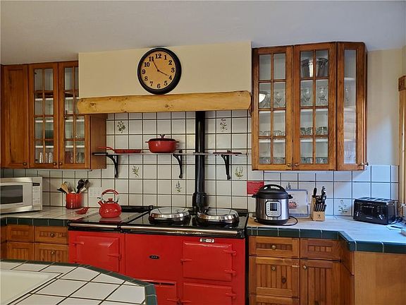 5th image of 21 Green Mountain Dr