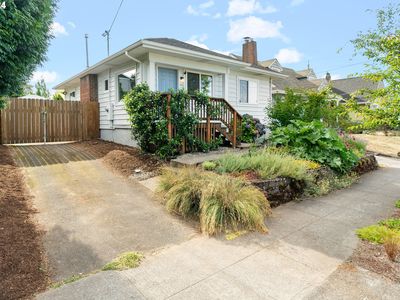 43 SE 81st Ave, Portland, OR, 97215
