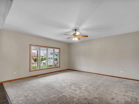5th image of 19316 Fane Ct
