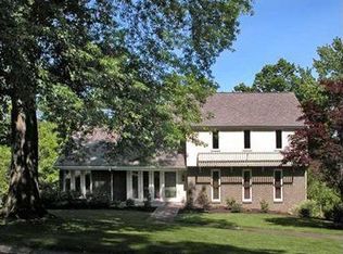 549 Harrogate Rd, Pittsburgh, PA 15241