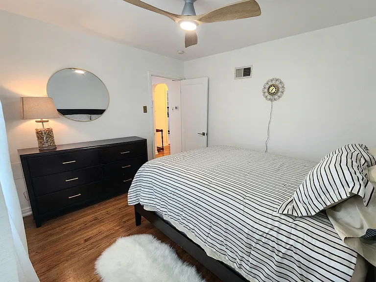 8400 Richard Ave — Photo 7