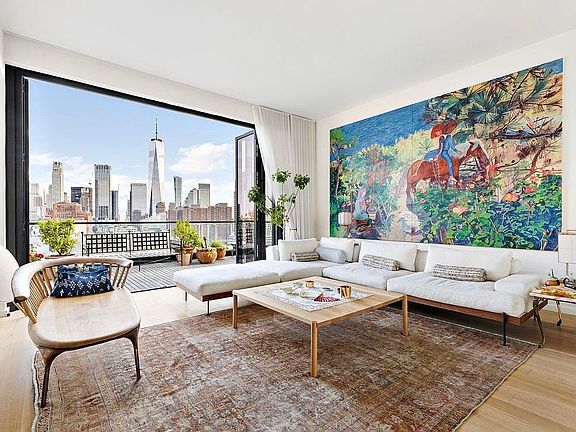2nd image of 570 Broome St #Pha