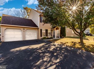 156 Sunset Dr, Mount Royal, NJ 08061