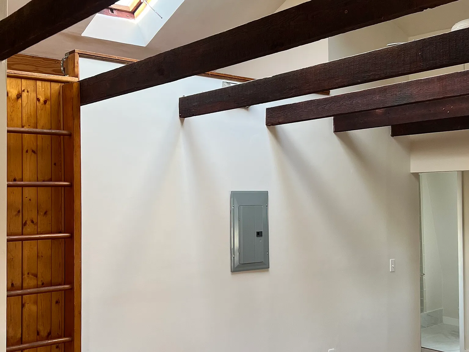 44 E Bowery Street — Photo 2