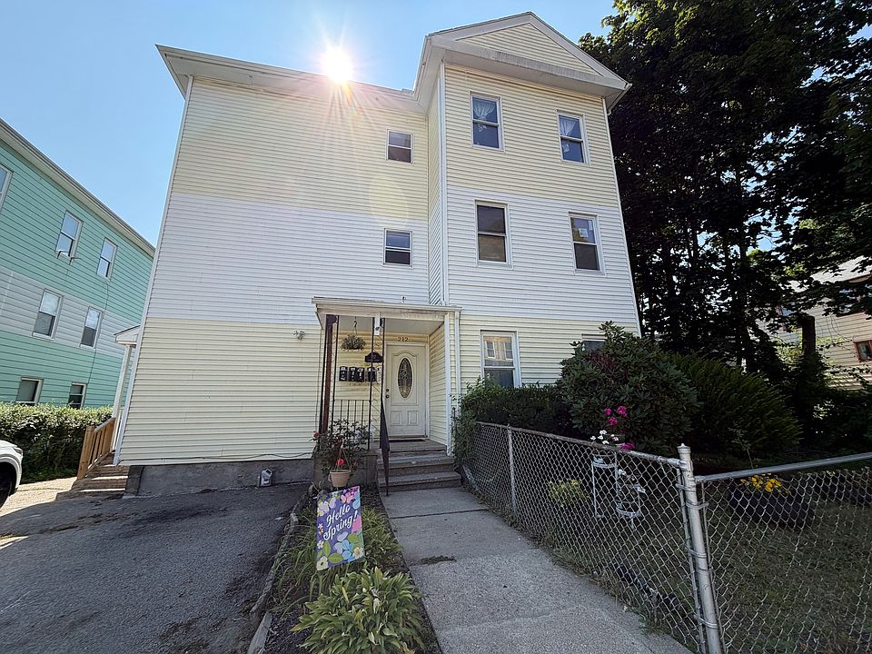 1st image of 212 Vernon St