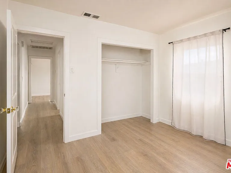 4540 Catalpa St — Photo 28