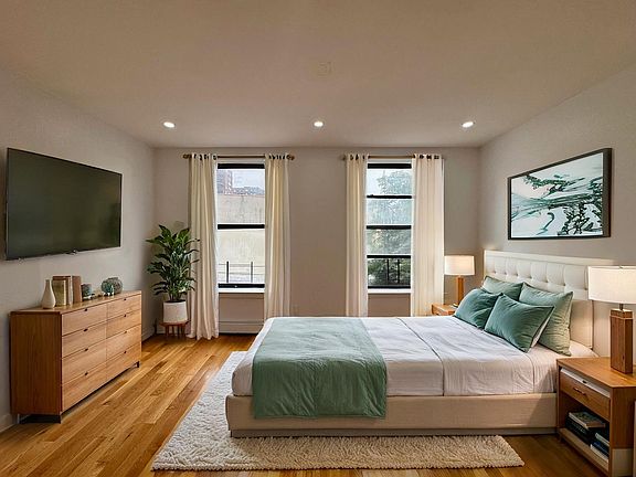 2nd image of 438 Lenox Ave #3
