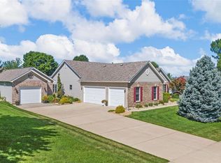 1105 Highland Farms Dr, Wentzville, MO 63385