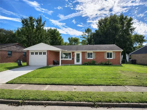 1279 Skylark Dr, Troy, OH 45373