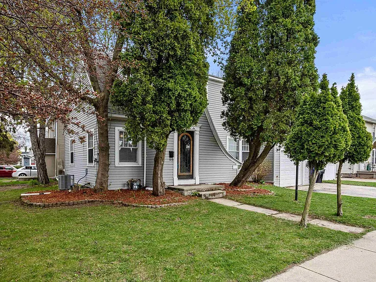 806 N Mason St — Photo 21