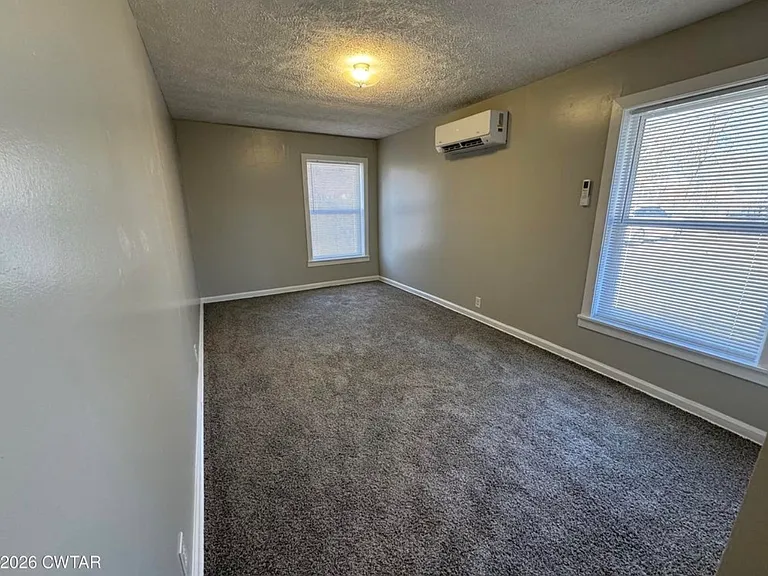 1141 Hollywood Dr #1141 — Photo 9