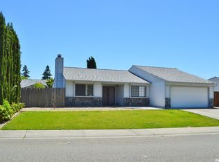 8672 Pacific Hills Way, Sacramento, CA 95828