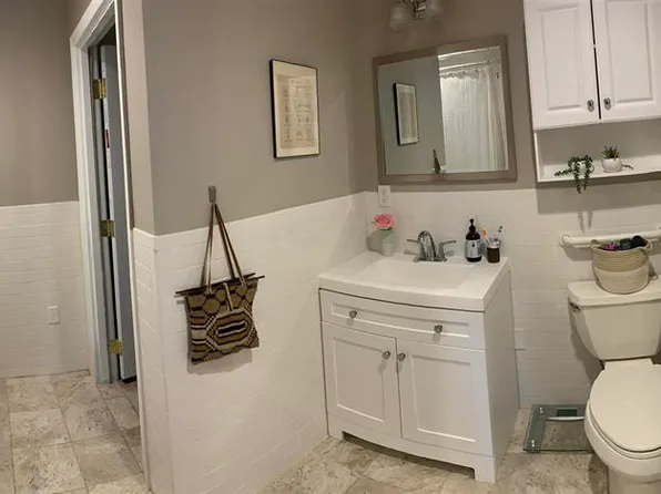 473 Pavonia Avenue image 7 of 7