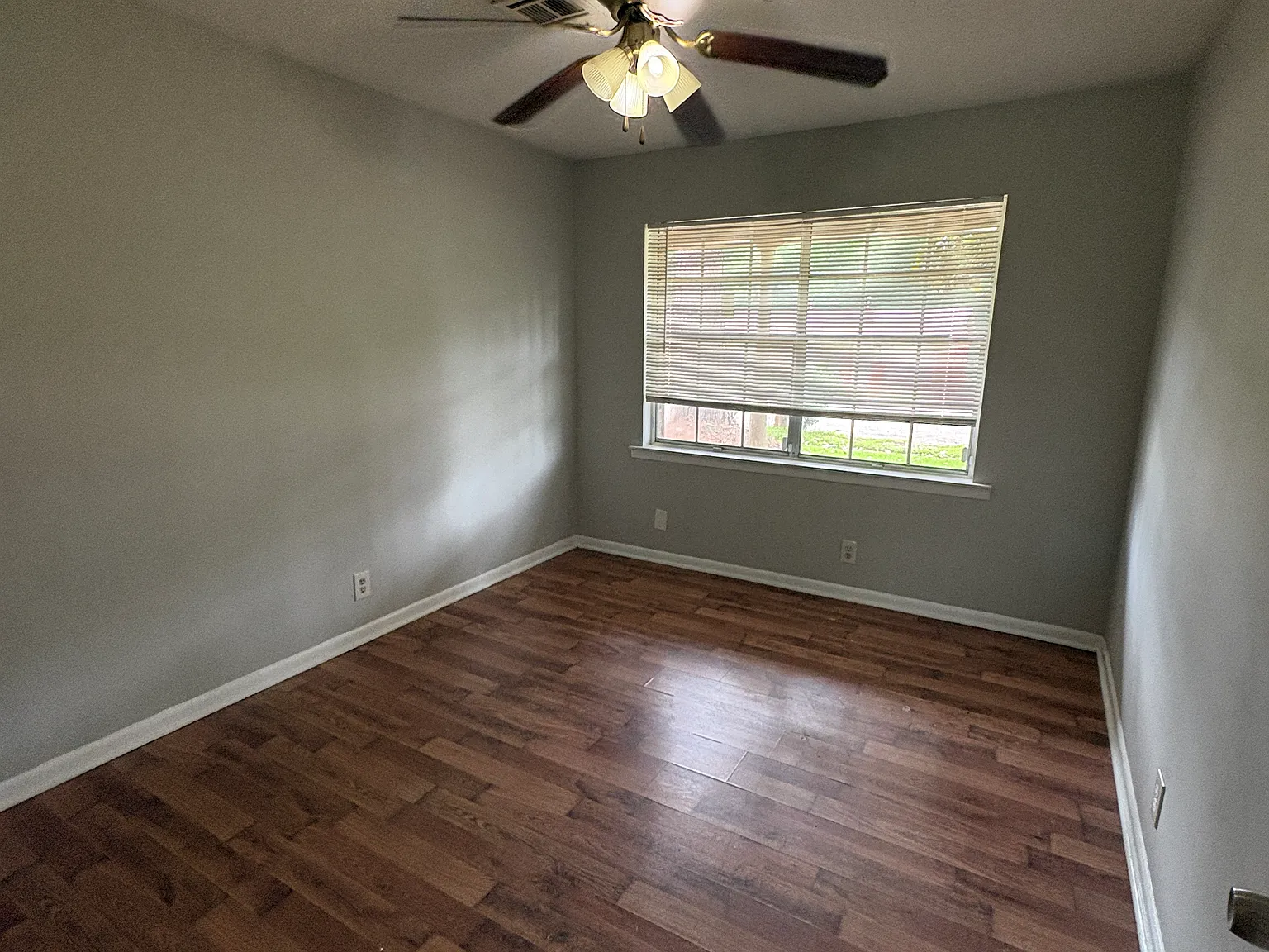 233 Dyas Drive — Photo 3