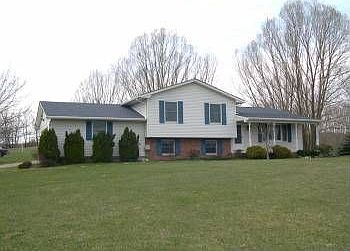 2nd image of 9770 Shelley Rd