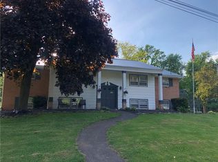 382 Erie St, Medina, NY 14103