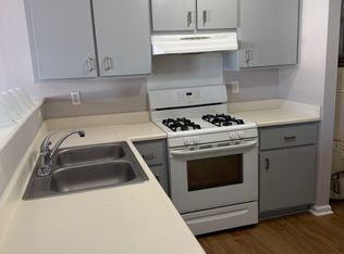 135 Hunt Club Ct, Savannah, GA 31406