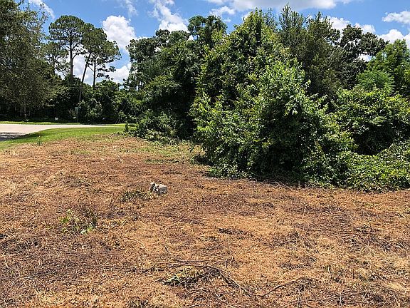 5th image of 257 Lake Ln