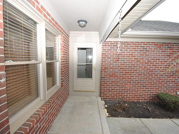 2nd image of 5578 Brighton Hill Ln