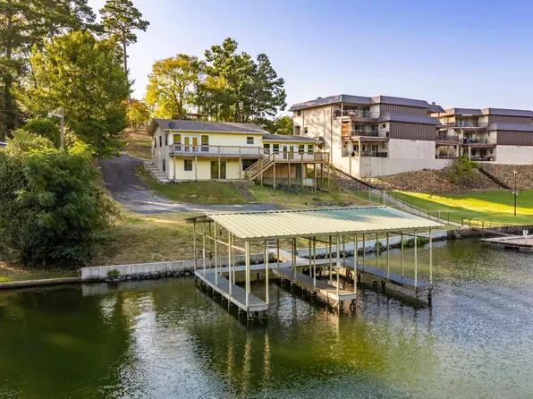 1208 Twin Points Rd, Hot Springs, AR 71913
