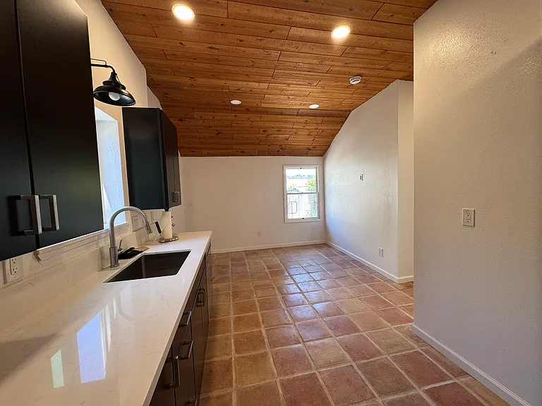 5025 Soquel Dr — Photo 3