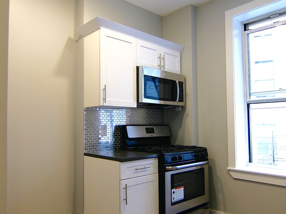 1st image of 291 Lincoln Pl APT 7C