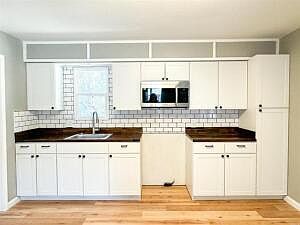 4th image of 205 Woodstock Ln