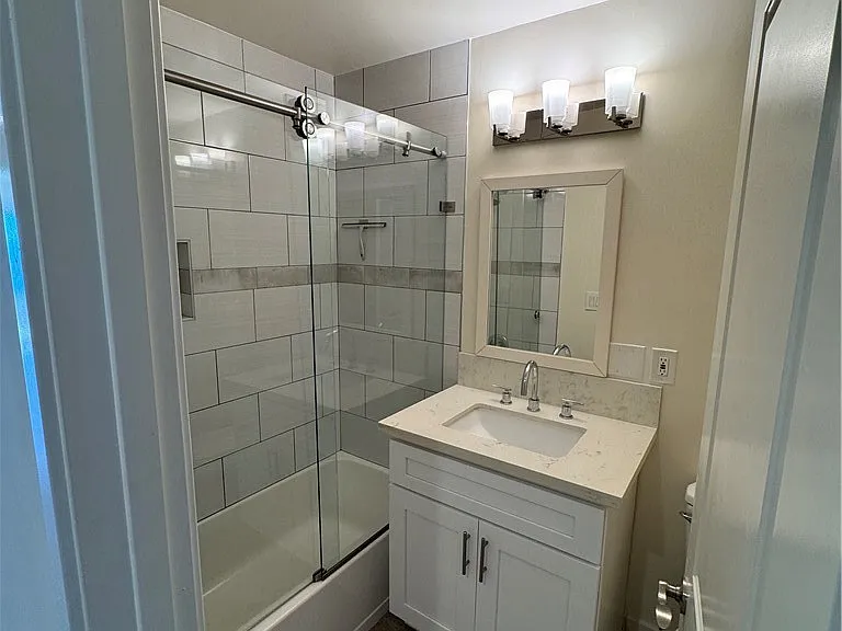 222 Arch St #3 — Photo 27