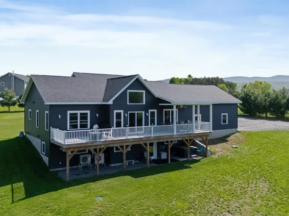 200 Sunset View Drive, Bakersfield, VT 05441