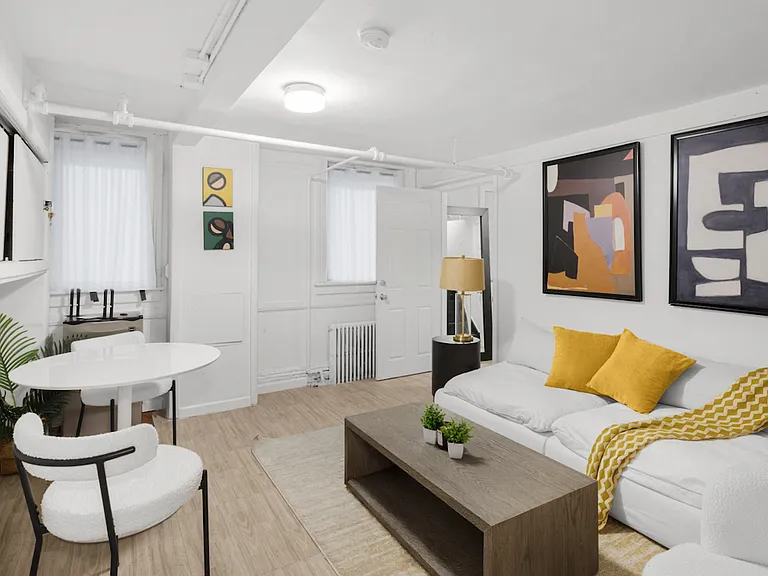 173 N 7th St #1B — Photo 3